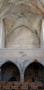 Templerkapelle Wettin Raumansicht nach Westen mit rekonstruierter Emporenbrüstung