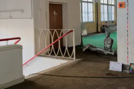 Kaufhaus Zeeck in Dessau, Obergeschoss mit Treppenlauf 