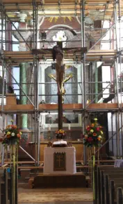 Stadtkirche Großröhrsdorf Altar mit Gerüst