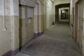 langer Gang im Gebäude der ehemaligen HASAG in Leipzig