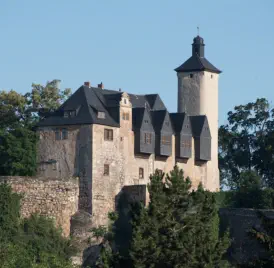 Burg Ranis Torhaus von Südosten Ostfassade mit Erkern