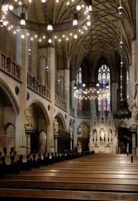 Schlosskirche Wittenberg, Innenraum zum Chor